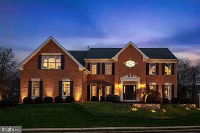 12829 Shadow Oak Ln, Fairfax, VA 22033 - photo 2