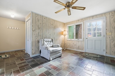 11 Park St, Windham, NH 03087 - photo 2