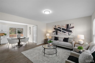 1320 Fenton Hills Rd, Fenton, MO 63026 - photo 2