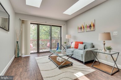 208 Skyhill Rd unit 7, Alexandria, VA 22314 - photo 2