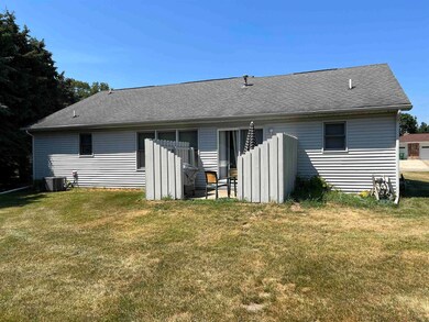 26344 Wayne Cir, South Bend, IN 46619 - photo 2