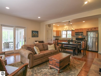 229 E Main St unit 3, Lowell, MI 49331 - photo 5