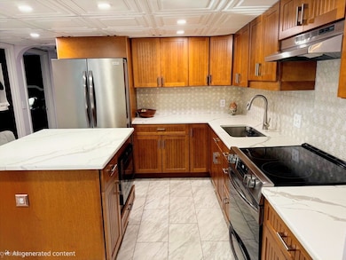 19 Shadowbrook Ln unit 23, Milford, MA 01757 - photo 5