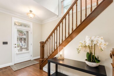 1047 Perry St, Columbus, OH 43201 - photo 7