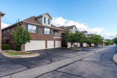 8356 Grand Trevi Dr, Louisville, KY 40228 - photo 3