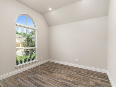 25018 Mountclair Hollow Ln, Tomball, TX 77375 - photo 5