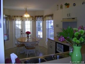 Pass Thru to Eat In Kitchen