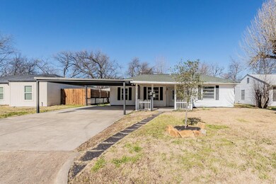 822 Chickasaw Trace, Grand Prairie, TX 75051 - photo 2