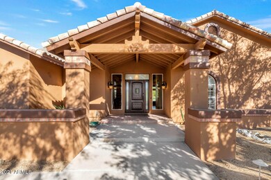 5620 E Juana Ct-large-006-045-5620 E Jua