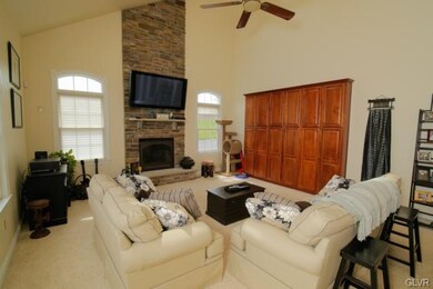 7343 Leh St, Coopersburg, PA 18036 - photo 5