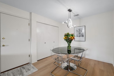 116 E Freistadt Rd unit F, Thiensville, WI 53092 - photo 7