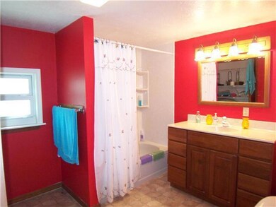 2642 NE Pine Ave, Jensen Beach, FL 34957 - photo 4