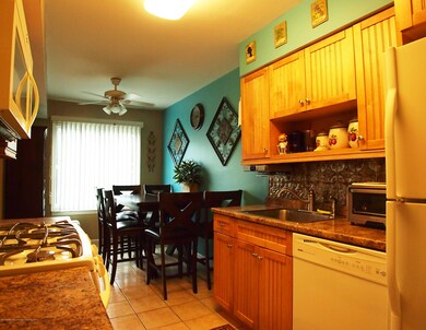(6) Kitchen