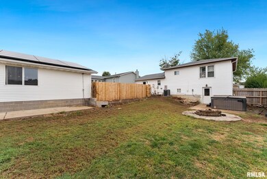 2822 High Point Dr, Davenport, IA 52806 - photo 7