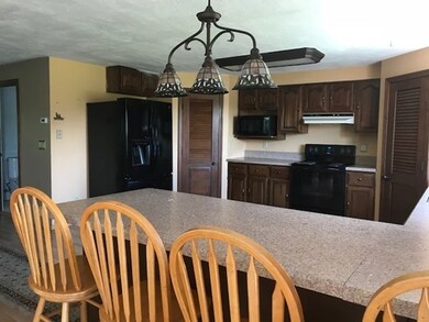 145 Ponakin Rd unit 2R, Lancaster, MA 01523 - photo 6