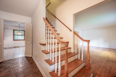539Thackeray Ave-7