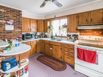 7 Dodge St, Haverhill, MA 01832 - photo 5