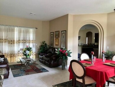 738 SE Lansdowne Ave, Port Saint Lucie, FL 34983 - photo 5