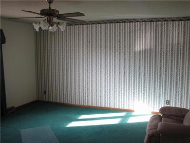 205 Highland Rd, Lansing, KS 66043 - photo 4