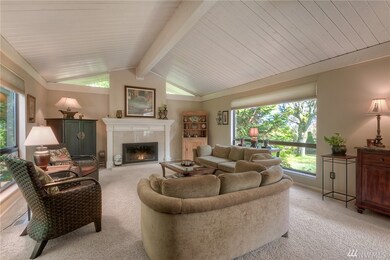 9229 Olympic View Dr, Edmonds, WA 98020 - photo 2