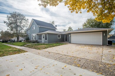 201_n_center_st_MLS_HID1125418_ROOMexter