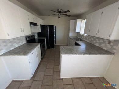 803 Barber Dr, Copperas Cove, TX 76522 - photo 4