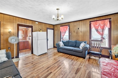 31 Norris Ave, Pawtucket, RI 02861 - photo 4