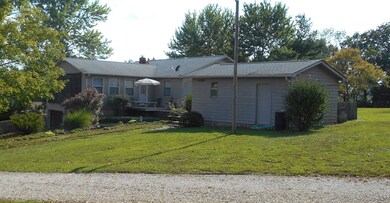 Home for Sale Birch Tree, MO (4)