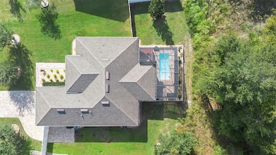 Heated pool & screened patio