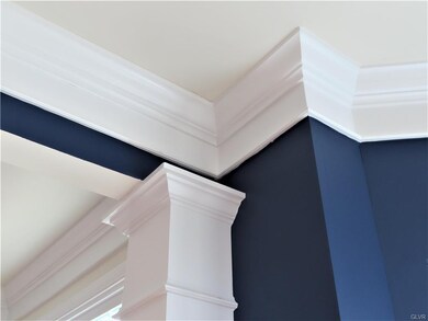 1812 Emerald Dr, Orefield, PA 18069 - photo 5