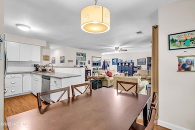 1214 Waters Edge Dr unit 14, Toms River, NJ 08753 - photo 7