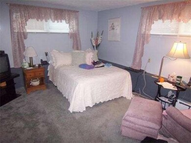 52 Bestick Rd, Braintree, MA 02184 - photo 4