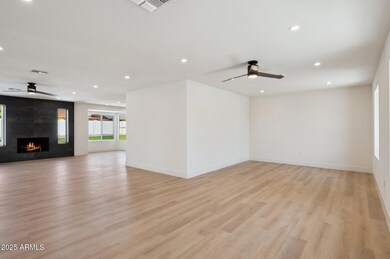 4-web-or-mls-1030-e-wescott-dr