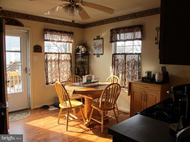 337 E Clayton Ave, Clayton, NJ 08312 - photo 3