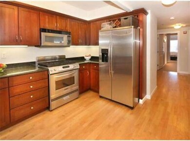 910 Beacon St unit 3, Boston, MA 02215 - photo 6