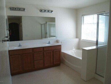 2542 88th lane 016