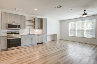 2232 Empire Central unit 303, Dallas, TX 75235 - photo 3