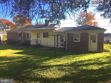 2206 Apache St, Hyattsville, MD 20783 - photo 6