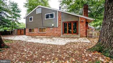 1003 Croton Dr, Alexandria, VA 22308 - photo 5