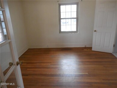 2701 Portland 4