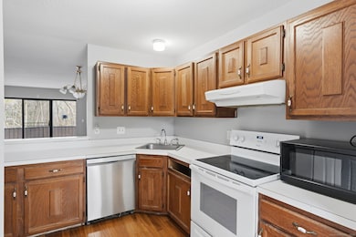 135 Wellington Dr, Farmington, CT 06032 - photo 7