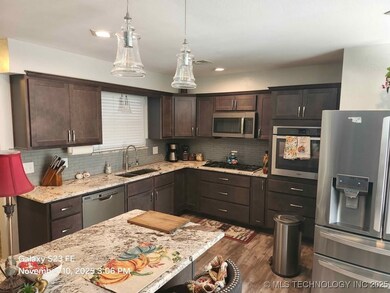 42601 Stout Dr, Tecumseh, OK 74873 - photo 3