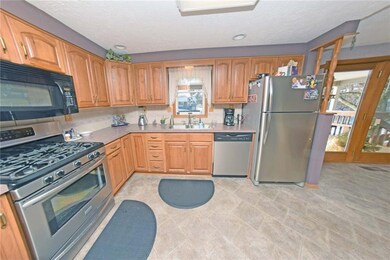 921 Columbus Ave, Batesville, IN 47006 - photo 7