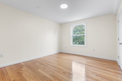 1 Glenwood St unit 3, Malden, MA 02148 - photo 4