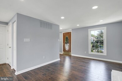 22 Heathrow Manor Ct, Nottingham, MD 21236 - photo 3