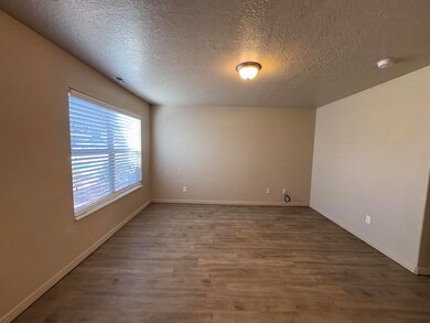 FamRoom2