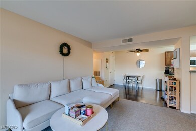 950 Seven Hills Dr unit 311, Henderson, NV 89052 - photo 7