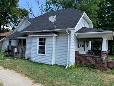 198 W Madison St, Franklin, IN 46131 - photo 3