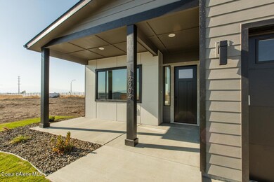 4 Cheyenne entrance