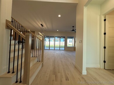 2347 E 135th St S, Bixby, OK 74008 - photo 4